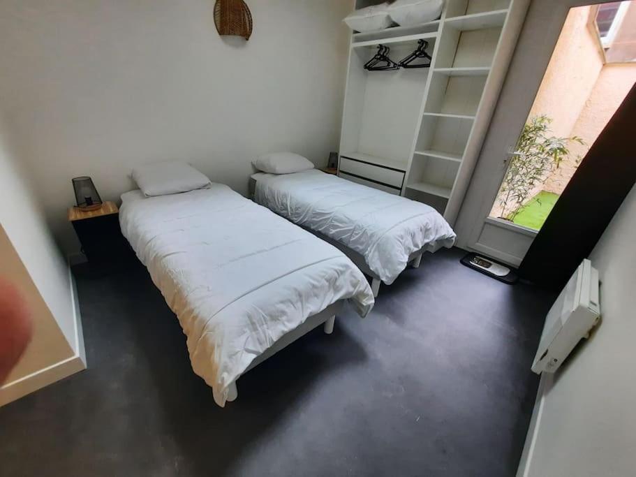 Appartement กาเลส์ ภายนอก รูปภาพ